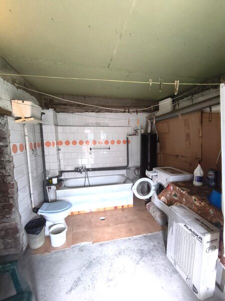 Rahova, Soldat Ion Candea, Casa de vanzare  Comision 0% – 70.000 EUR